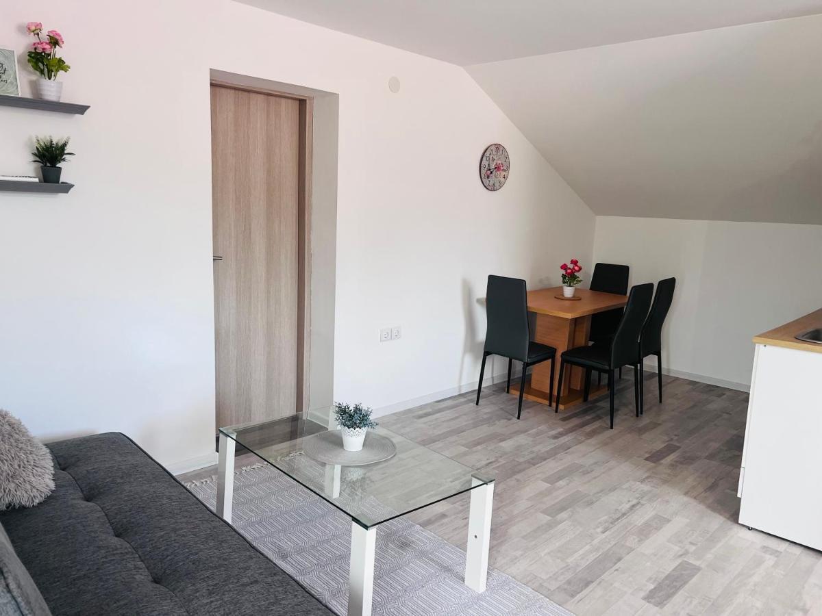 Apartman Castle Tusilovic Eksteriør bilde
